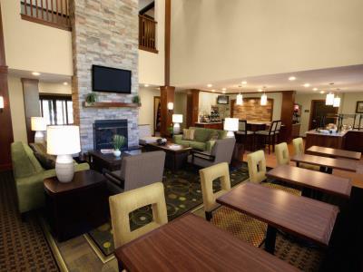 Hotel Staybridge At The Park By Ihg